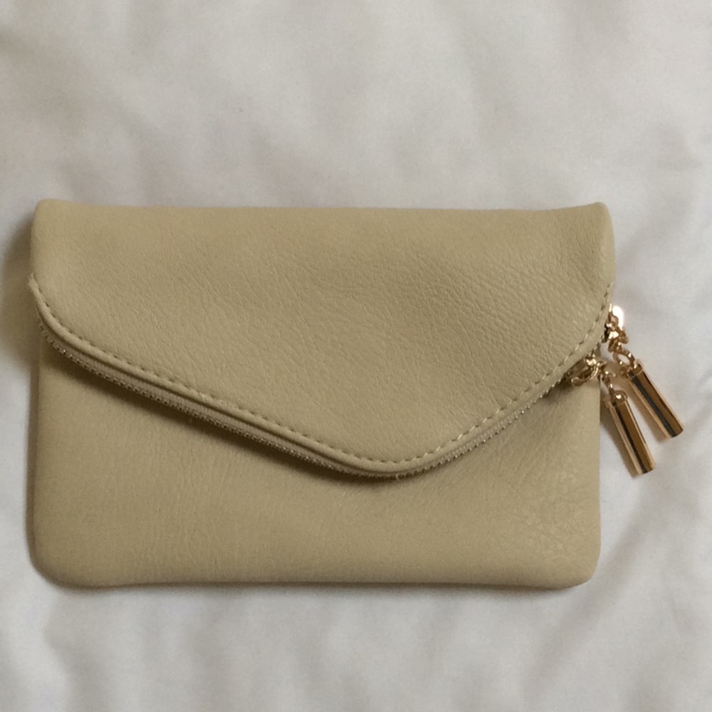 Women’s clutch